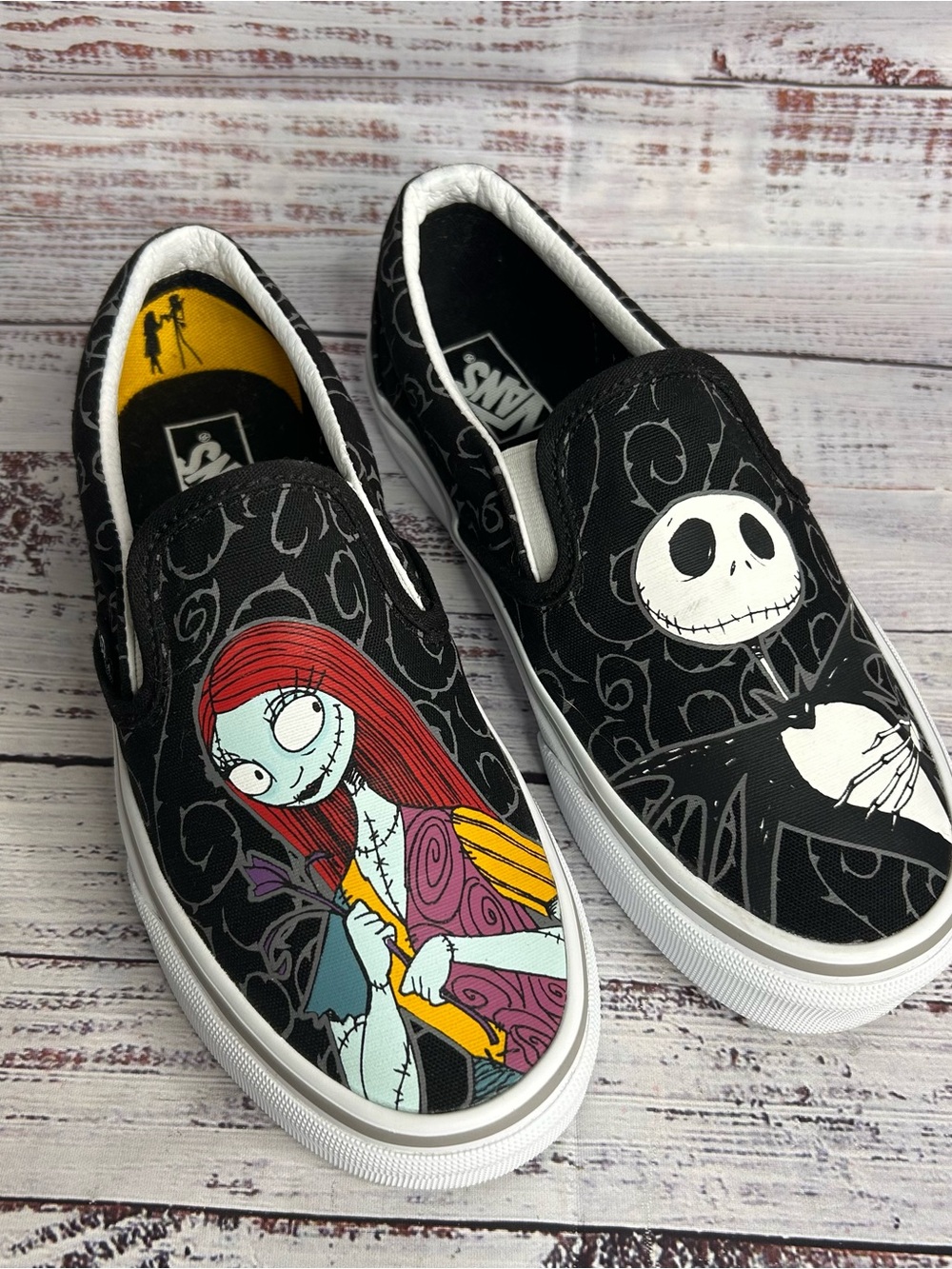 Vans x The Nightmare Before Christmas Jack & Sally Classic Slip-On Women’s 5.5